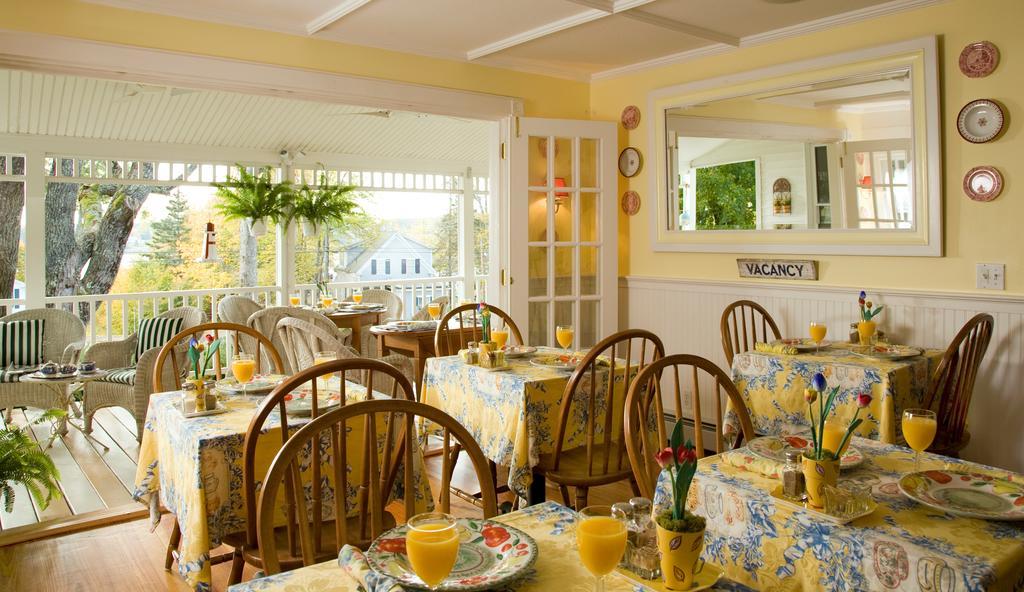 The Harbour Cottage Inn Southwest Harbor Bagian luar foto